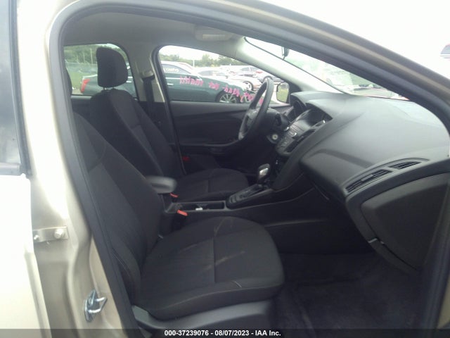 2018 FORD FOCUS SE VIN: 1FADP3F2XJL278000