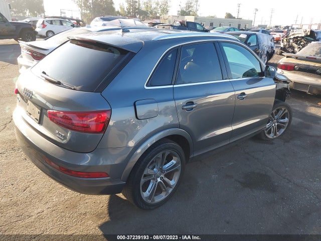 WA1EFCFS4GR019777 Audi Q3 Premium Plus