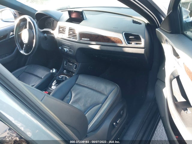 WA1EFCFS4GR019777 Audi Q3 Premium Plus