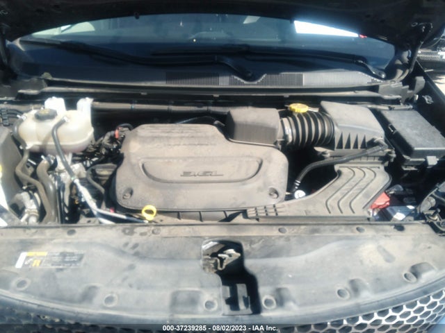 2C4RC1DG0MR506676 Chrysler Voyager Lxi