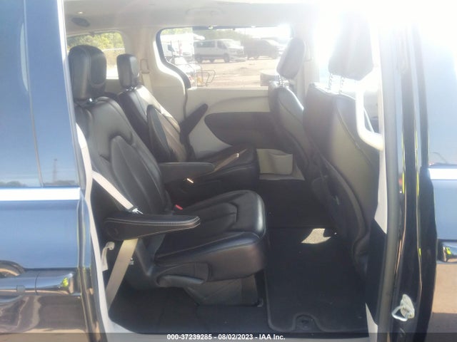 2C4RC1DG0MR506676 Chrysler Voyager Lxi