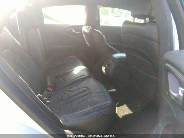 1C3CCCBBXFN634971 Chrysler 200 S