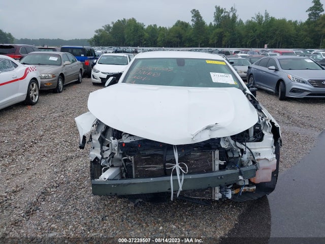 Chevrolet IMPALA LT 2017 2G1105SA5H9137758 Image 12