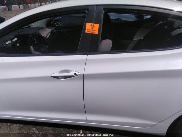 Hyundai ELANTRA SE 2015 5NPDH4AE6FH643007 Image 14