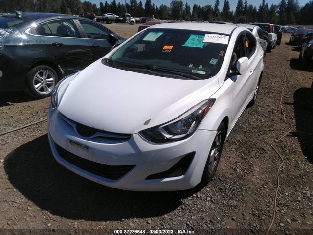 Hyundai ELANTRA SE 2015 5NPDH4AE6FH643007 Image 2