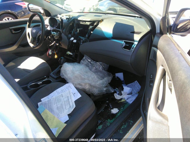 Hyundai ELANTRA SE 2015 5NPDH4AE6FH643007 Image 5