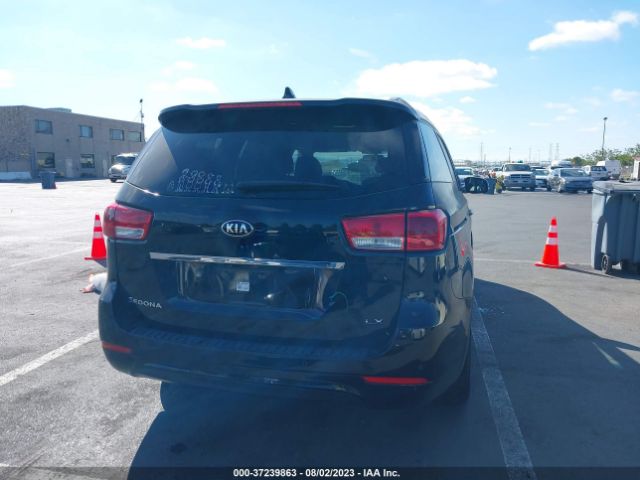 KNDMB5C19F6026437 KIA SEDONA LX