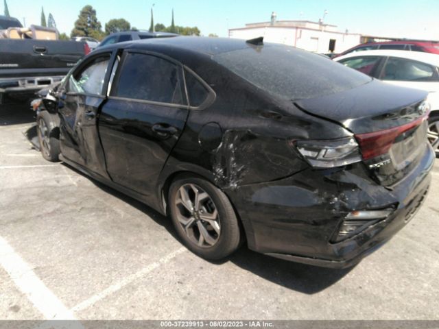 3KPF24AD1ME341837 KIA Forte Lxs