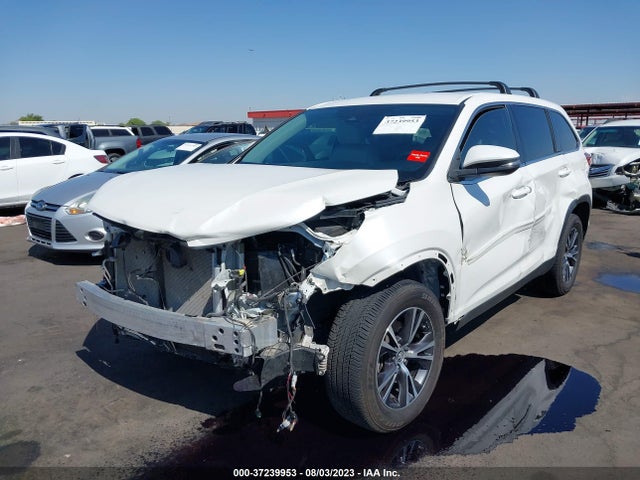 Toyota Highlander Le 2019 5TDZZRFHXKS354218 Image 2