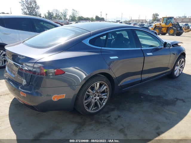 Tesla Model S Long Range 2020 5YJSA1E28LF411111 Image 11