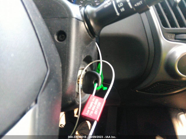 Hyundai TUCSON SE 2015 KM8JUCAG5FU986886 Image 3