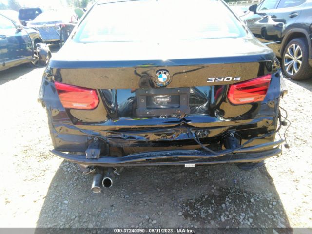 WBA8E1C3XHA156890 BMW 3 Series 330e Iperformance