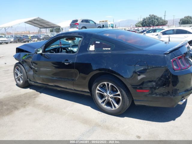 1ZVBP8AM0E5201845 Ford Mustang V6