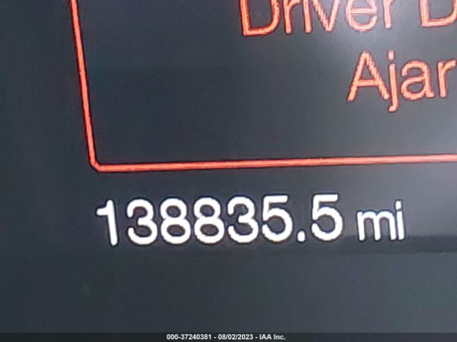 1ZVBP8AM0E5201845 Ford Mustang V6