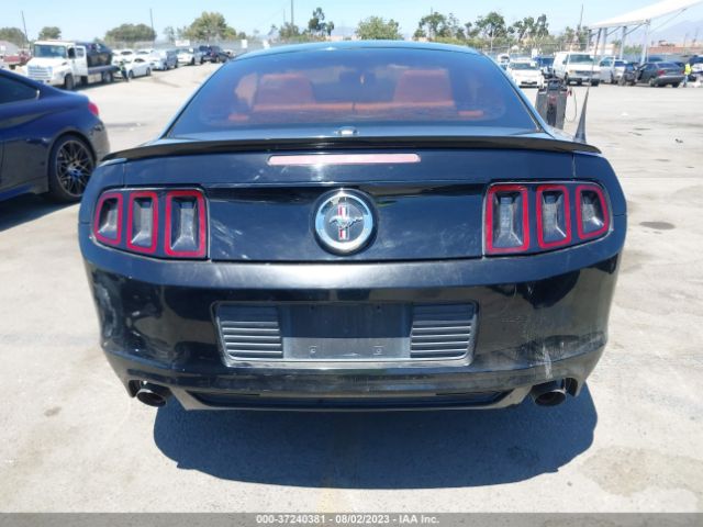 1ZVBP8AM0E5201845 Ford Mustang V6