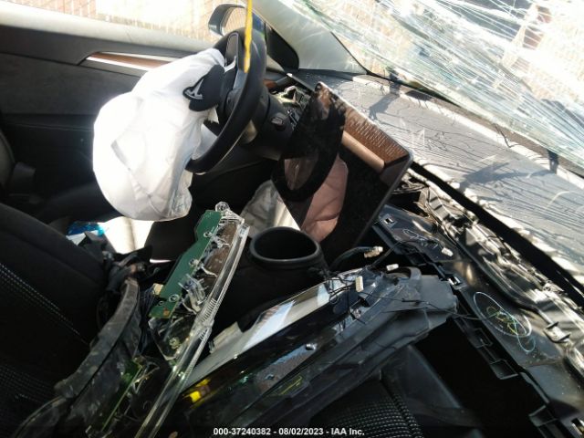5YJ3E1EA8PF385020 Tesla MODEL 3