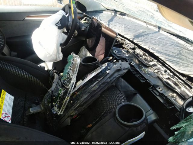 5YJ3E1EA8PF385020 Tesla MODEL 3