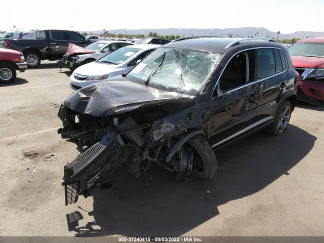 WVGTV7AXXHK006077 Volkswagen Tiguan Sport