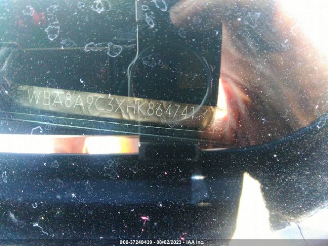 WBA8A9C3XHK864741 BMW 3 Series 320i
