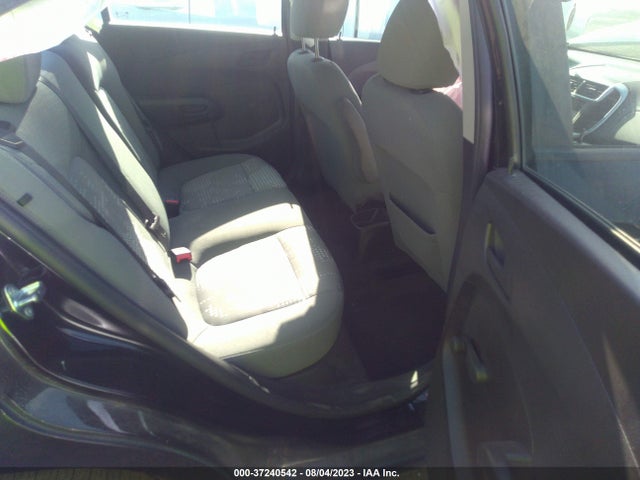 Chevrolet SONIC LS 2017 1G1JB5SHXH4137829 Image 8