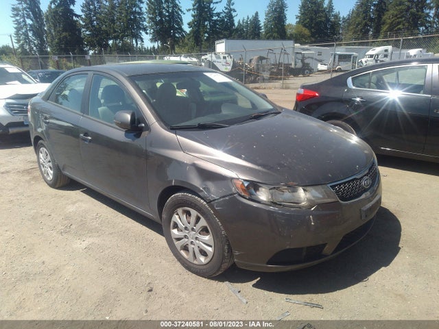 2011 KIA FORTE EX VIN: KNAFU4A23B5450735