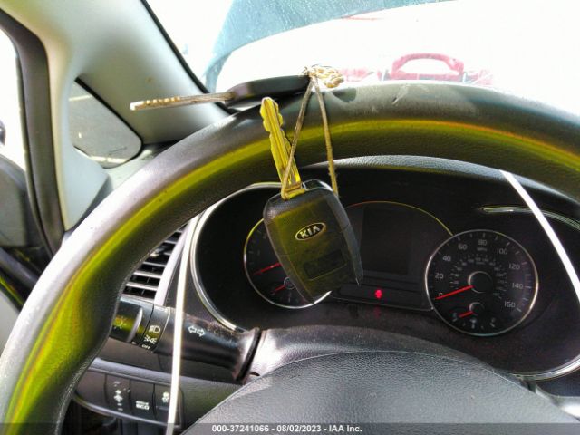 KNAFK4A66G5555222 KIA FORTE LX