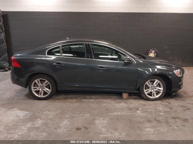 2015 VOLVO S60 T5 PREMIER VIN: YV1612TK5F2352174