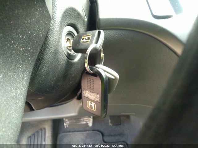 2005 HONDA ODYSSEY EX-L VIN: 5FNRL387X5B058692