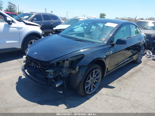 Tesla MODEL 3 2023 5YJ3E1EA9PF588949 Image 2