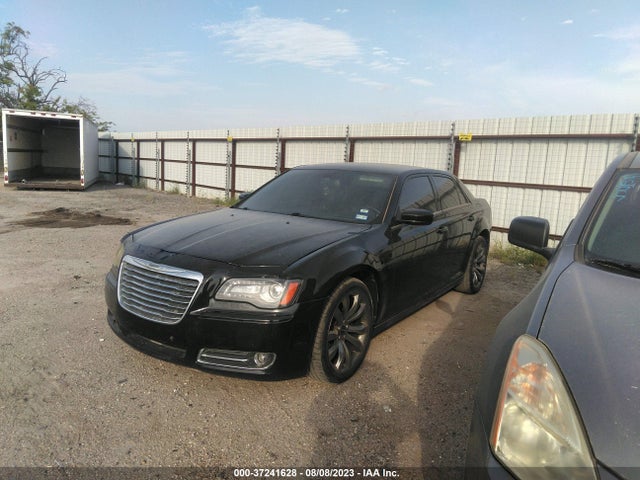 Chrysler 300 300s 2014 2C3CCABG2EH377134 Image 2