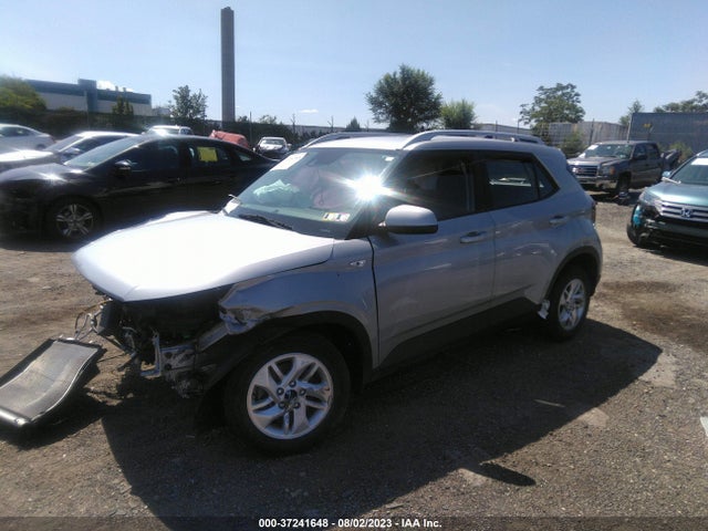 Hyundai Venue Sel 2020 KMHRC8A30LU016715 Image 2