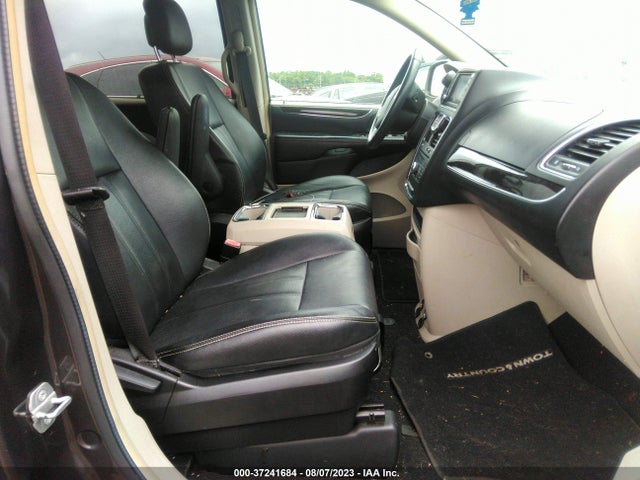 2C4RC1BG6GR189204 Chrysler Town & Country Touring