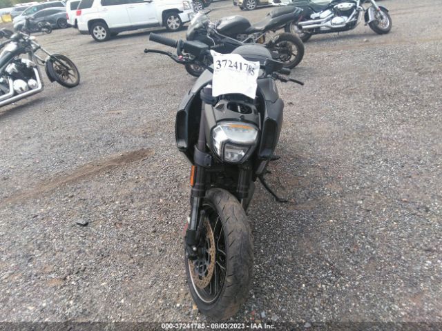 2016 DUCATI DIAVEL ZDM13BSW4GB028346 Photo 4