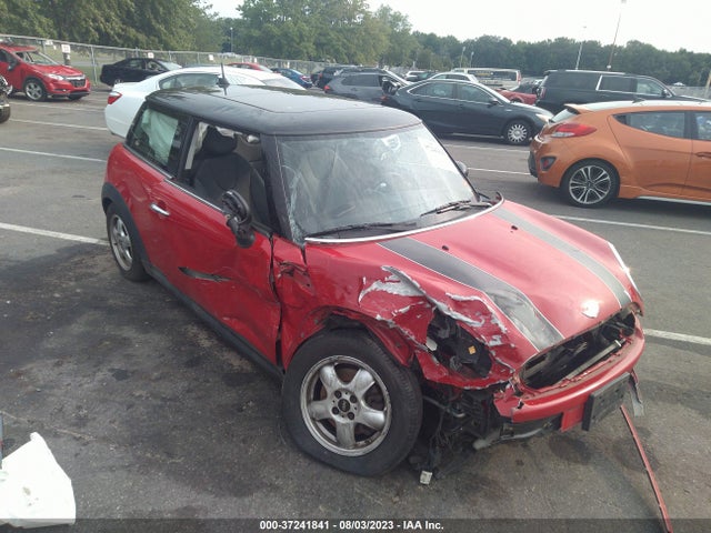 2009 MINI COOPER HARDTOP VIN: WMWMF33589TU75641