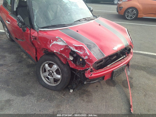 2009 MINI COOPER HARDTOP VIN: WMWMF33589TU75641