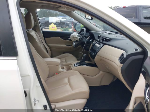 JN8AT2MT6HW381569 Nissan Rogue Sl