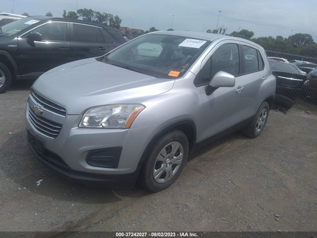 Chevrolet TRAX LS 2016 KL7CJKSB3GB585558 Image 2