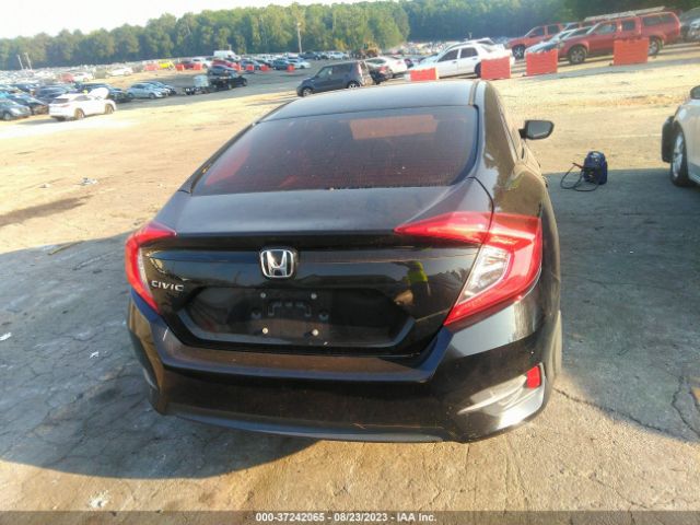 19XFC2F51JE028091 Honda Civic Sedan Lx
