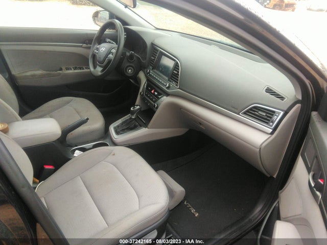 Hyundai ELANTRA SE 2018 5NPD74LF9JH373501 Image 11