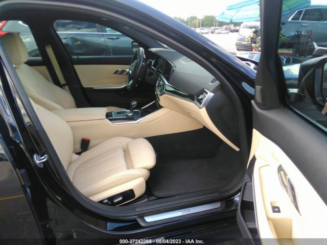 3MW5R1J05M8B95831 BMW 3 Series 330i