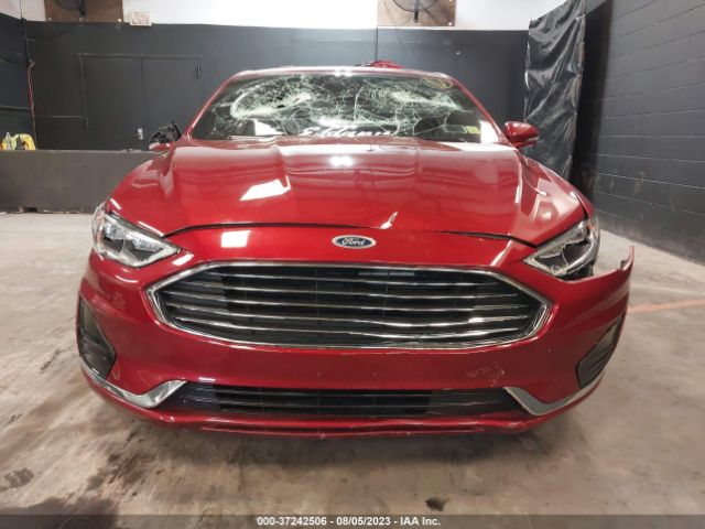 3FA6P0E92KR111221 Ford FUSION SEL