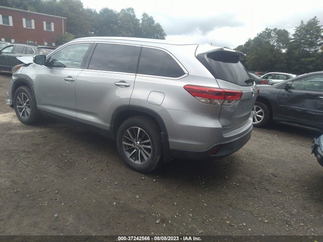 Toyota Highlander Xle 2019 5TDJZRFH2KS935970 Image 3