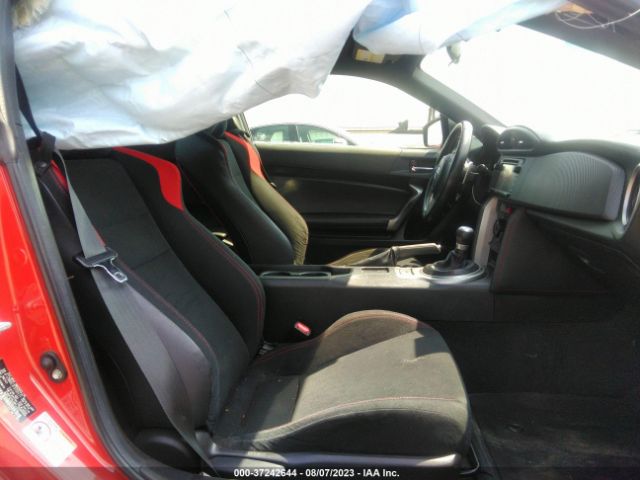 JF1ZNAA13F8705171 Scion FR-S