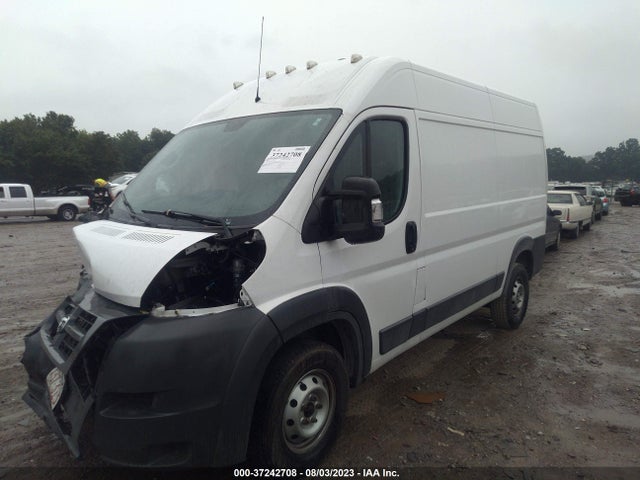 3C6TRVCG0JE112807 RAM Promaster Cargo Van