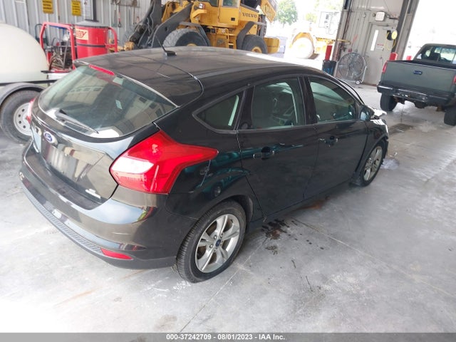 2014 FORD FOCUS SE VIN: 1FADP3K28EL283742