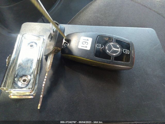 WD3PF1CD8KP115841 Mercedes-Benz SPRINTER CARGO VAN