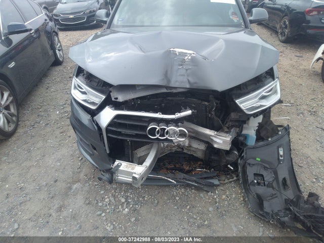 WA1EFCFSXGR009741 Audi Q3 Premium Plus
