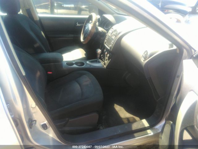JN8AS5MT0FW659500 Nissan Rogue Select S