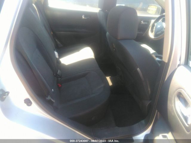 JN8AS5MT0FW659500 Nissan Rogue Select S