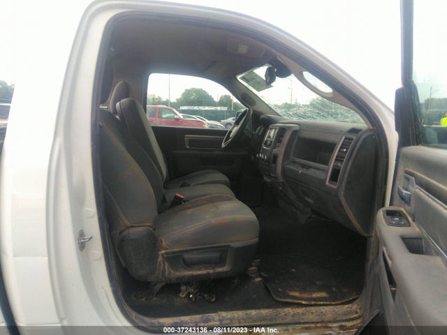 3C6JR7AG3GG318352 RAM 1500 Express